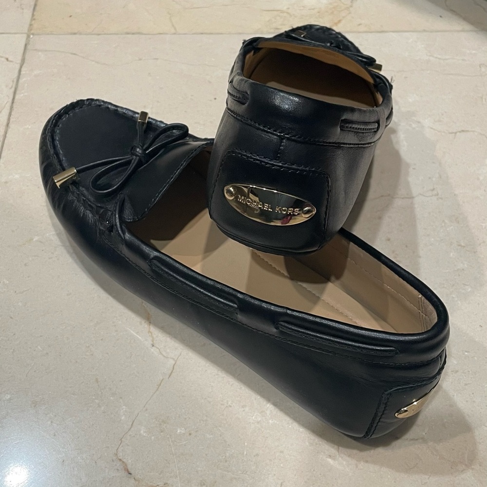 Black Michael Kors loafer in size 8 worn once